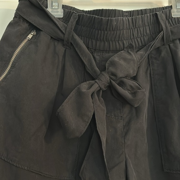 Sundance Tensel Shorts - Picture 2 of 4